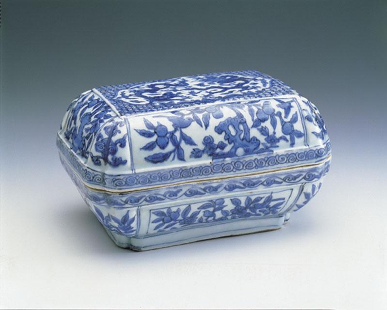 明萬曆青花龍紋方盒-數位典藏與學習聯合目錄