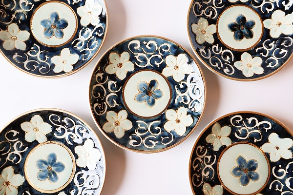 波佐見焼 龍庵窯 唐草の器 | 器屋うらの