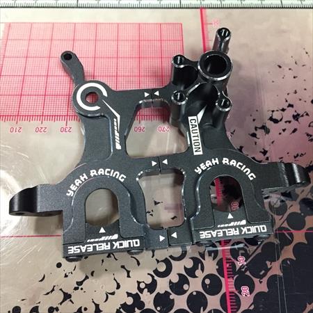 CHASSIS.17 YD-2Sカーボンシャシー YRアルミギヤボックス仕様 ①