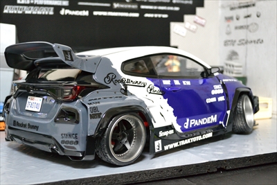 Round.197 アディクション製 GRヤリス PANDEM GXPA16 [AD-RB5] 3カラー