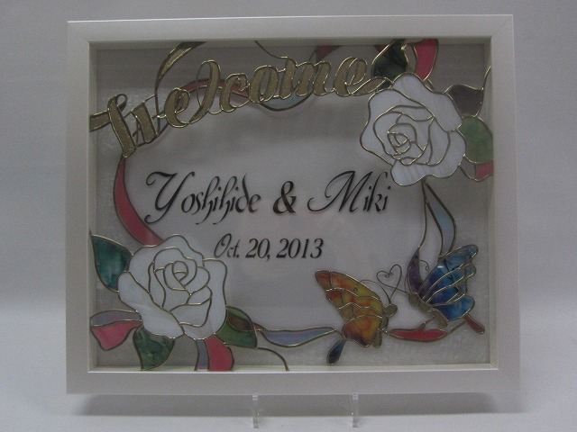 同じバラのパーツを使った手作りウェルカムボード | 結婚式ウェルカム