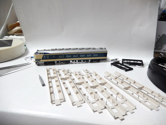 Nゲージ鉄道模型】KATO 583系旧製品に583系リニューアル品の寝台パーツ