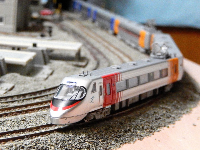 Nゲージ鉄道模型】＜入線報告＞マイクロエース 四国8000系 しおかぜ