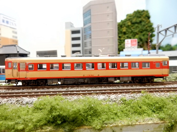 Nゲージ鉄道模型】＜国鉄名車両列伝シリーズ＞KATO キハ58系（非冷房車