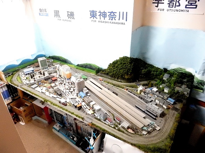 Nゲージジオラマ自宅新レイアウト製作記】＜Nゲージレイアウトの夜景