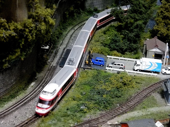 Nゲージ鉄道模型】＜入線報告＞KATO 10-161 小田急10000形 HiSE 11両