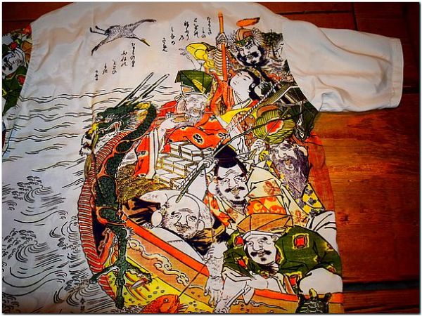 葛飾北斎が描く”七福神”がアロハシャツになりました！！【SUN SURF