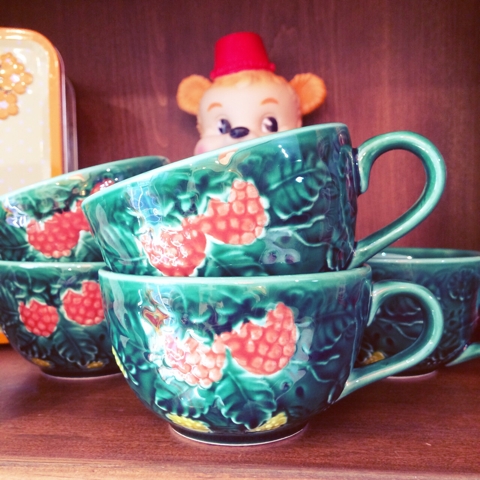 デッドストックの食器たち | 文京区湯島 王冠印雑貨店のブログ