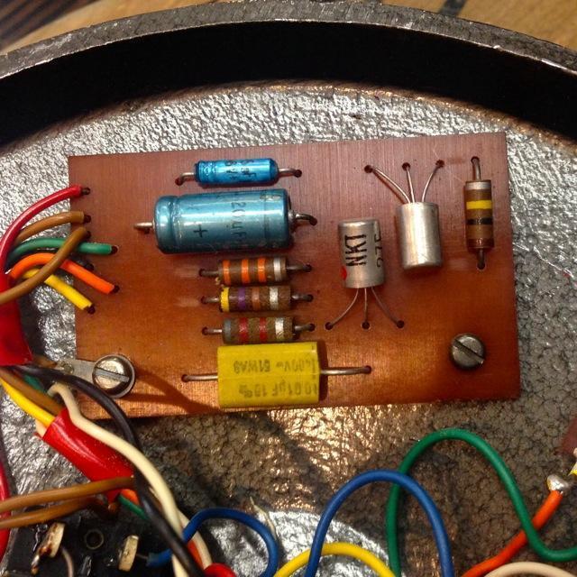 DALLAS-ARBITER FUZZ FACE NKT275 RED DOT | MIYAJI GUTARS KANDA