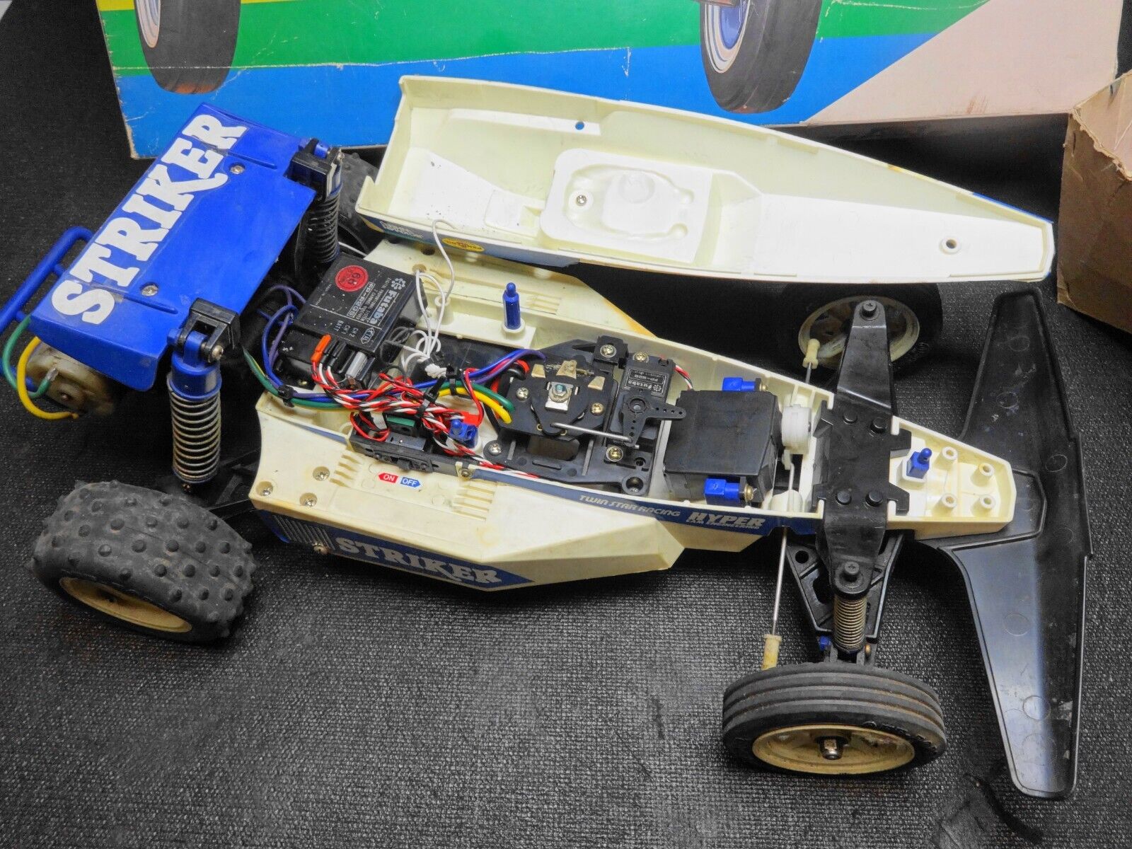 Tamiya Striker 1/10 Vintage High Performance R/C 2WD Off-road