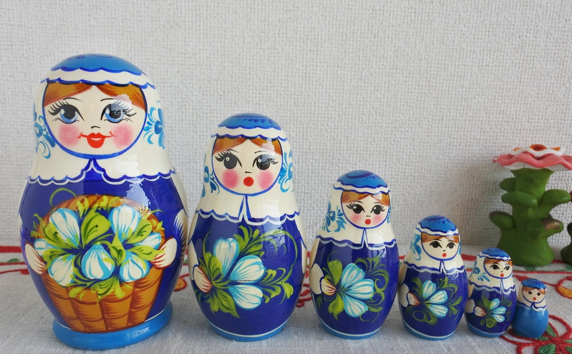 ロシア雑貨 マトリョーシカ 6P 7P 8P 10P 11P 12P ロシア各地の工房