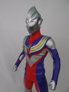 ウルトラマンティガ ソフビキット（未塗装）発売中