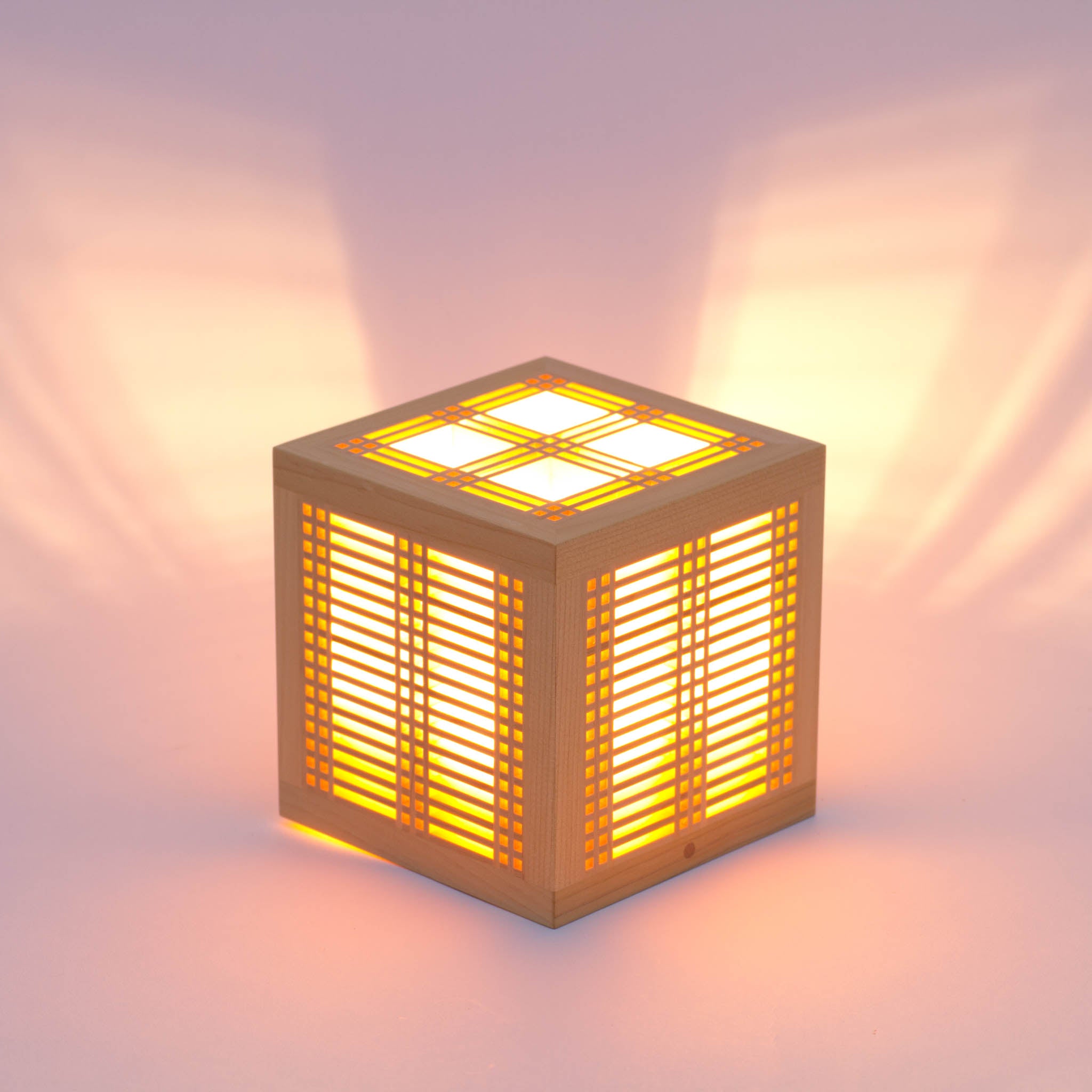 組子細工 テーブルランプ | ひかりの小箱1 | 木のあかり