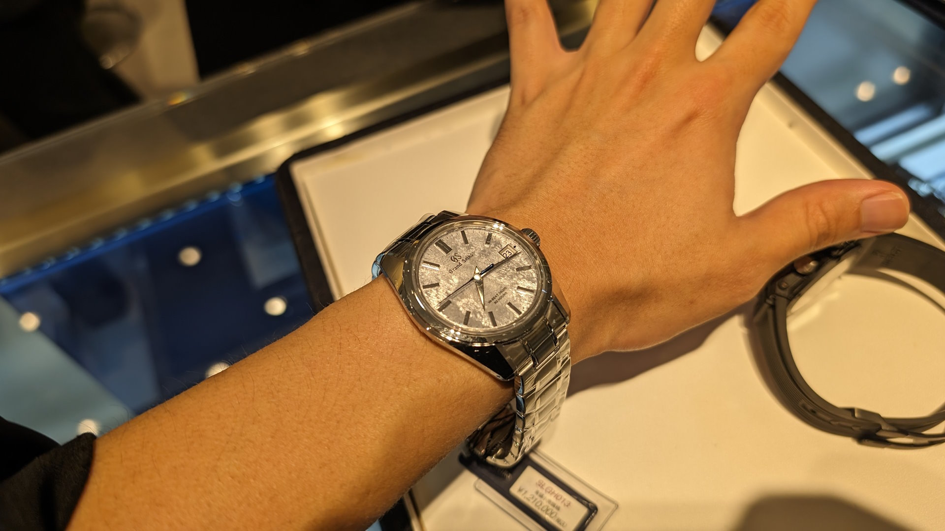 時計選びの記録(24-2) – 巡風万搬