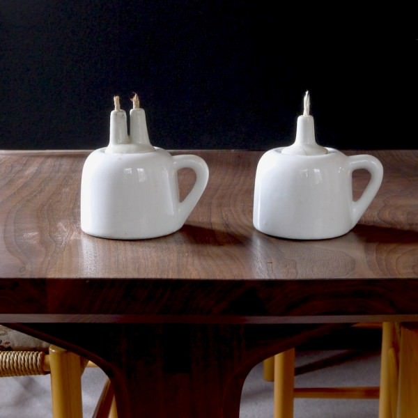 木とジョイントの専門家・阿部藏之 » 李朝白磁「フォトン」灯明器 と