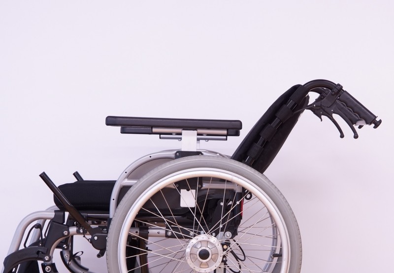 車いす – これでエイド！