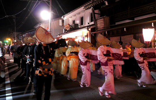 越中八尾和紙について | 有限会社桂樹舎