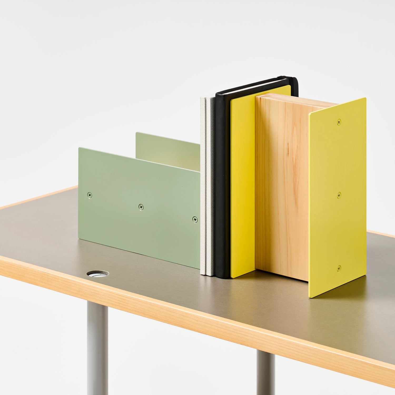 ブックエンド-01-インダストリアルグリーン - KIT
