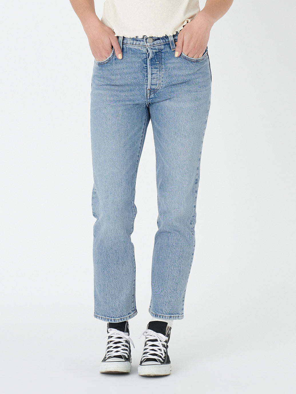 501® CROP ジーンズ ライトインディゴ – リーバイス®公式オンラインストア