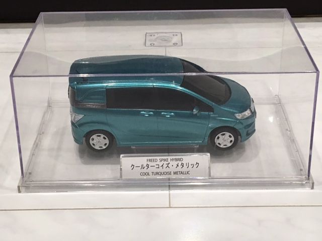 これで最後・・ホンダ フリードスパイク カラーサンプル : FAIRLADY Z fan