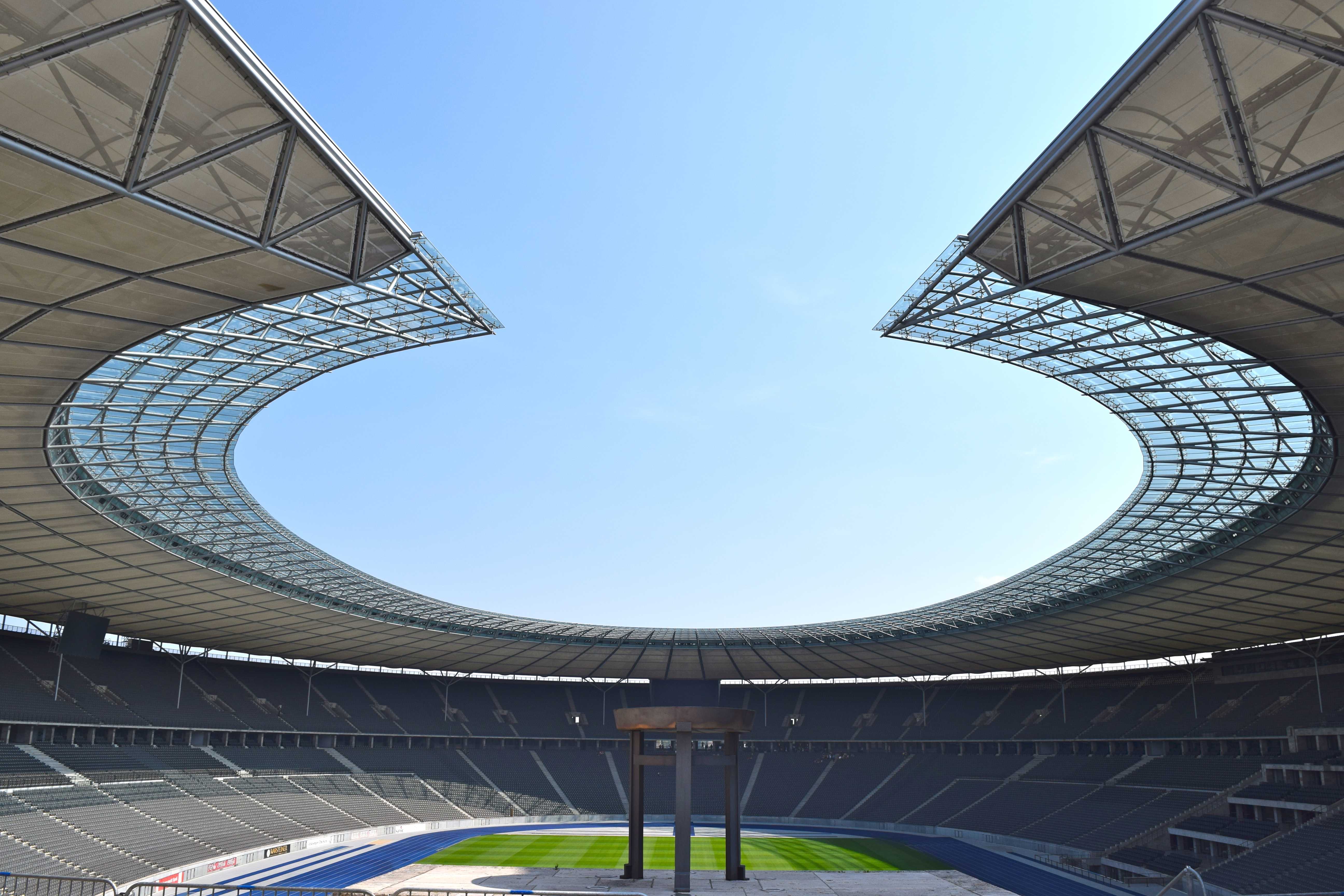 ベルリン】オリンピック・スタジアム 《欧州周遊: Day2》 - TΛBI モンド