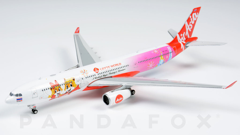 Thai Air Asia X Airbus A330-300 HS-XTD Lotte World Phoenix