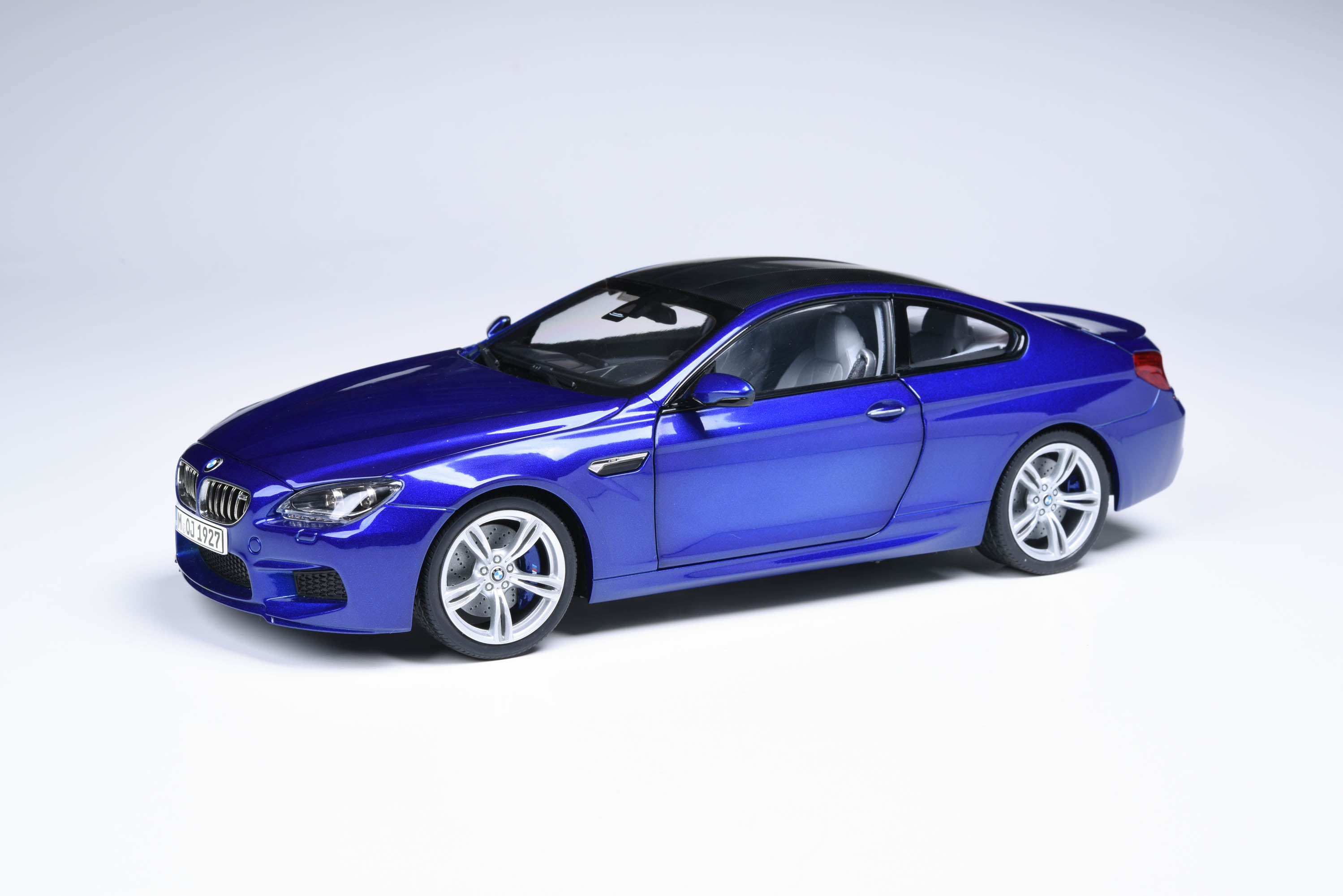 1:18 Scale BMW M6 Coupe – paragonmodelstore