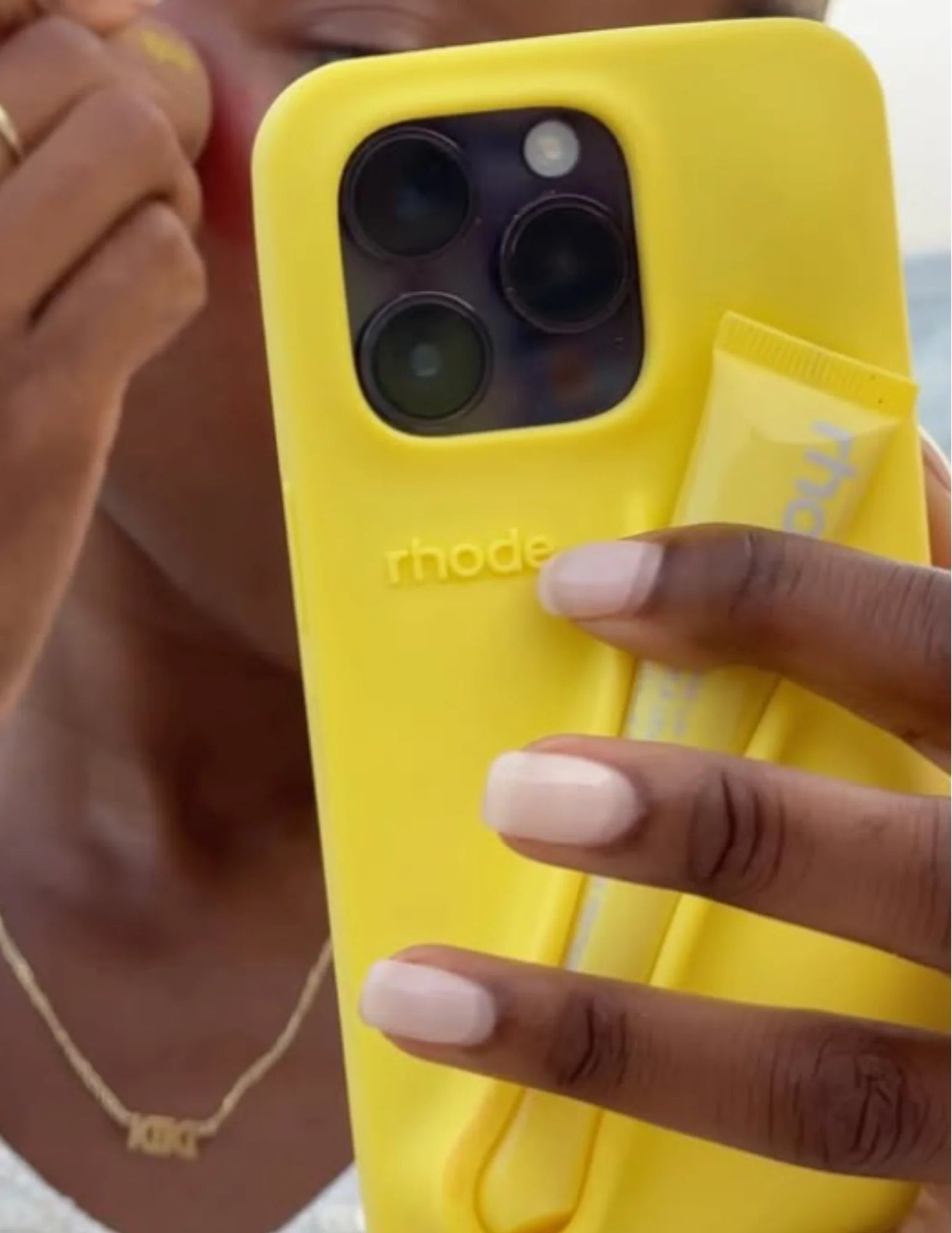 Rhode Lemontini Lip Case – PinkyCharmBites