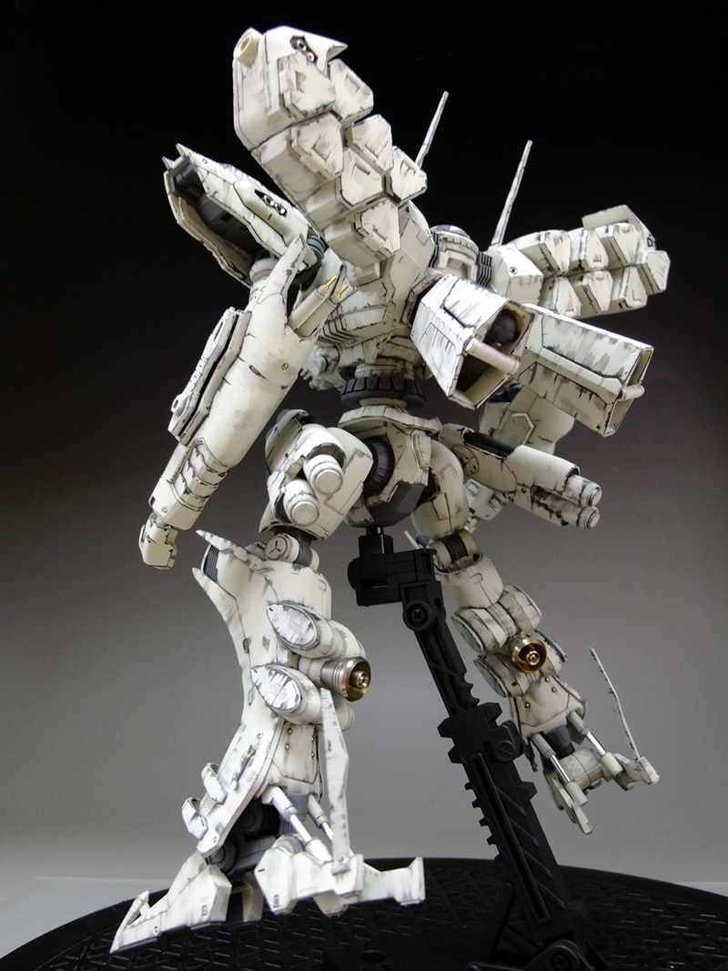 アーマードコア・ホワイトグリント＋VOB 完成写真 WG単体【ぷらもっち】