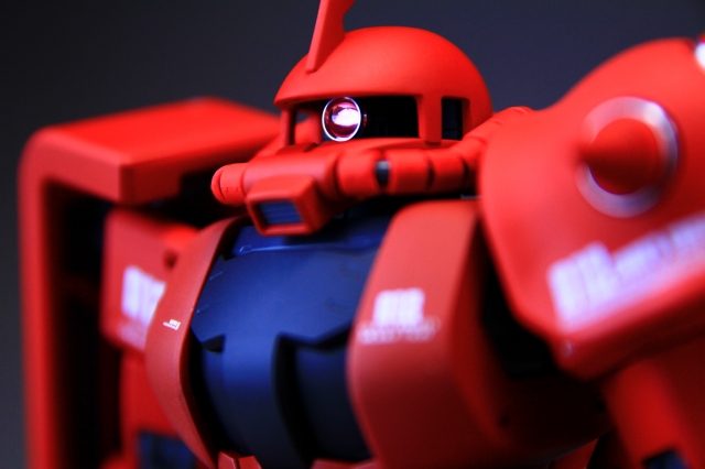 MG 1/100 MS-06S シャア専用ザク Ver.2.0 Q11【ぷらもっち】