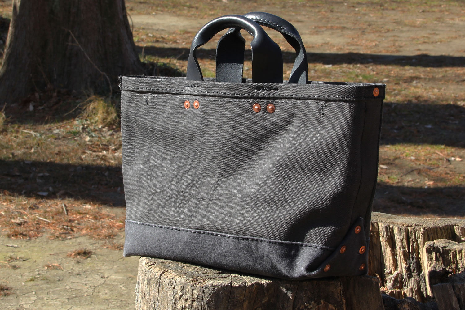 TOOL LEATHER-HANDLE DYED BLACK, （柿渋染め&鉄触媒）MEDIUM / P.T