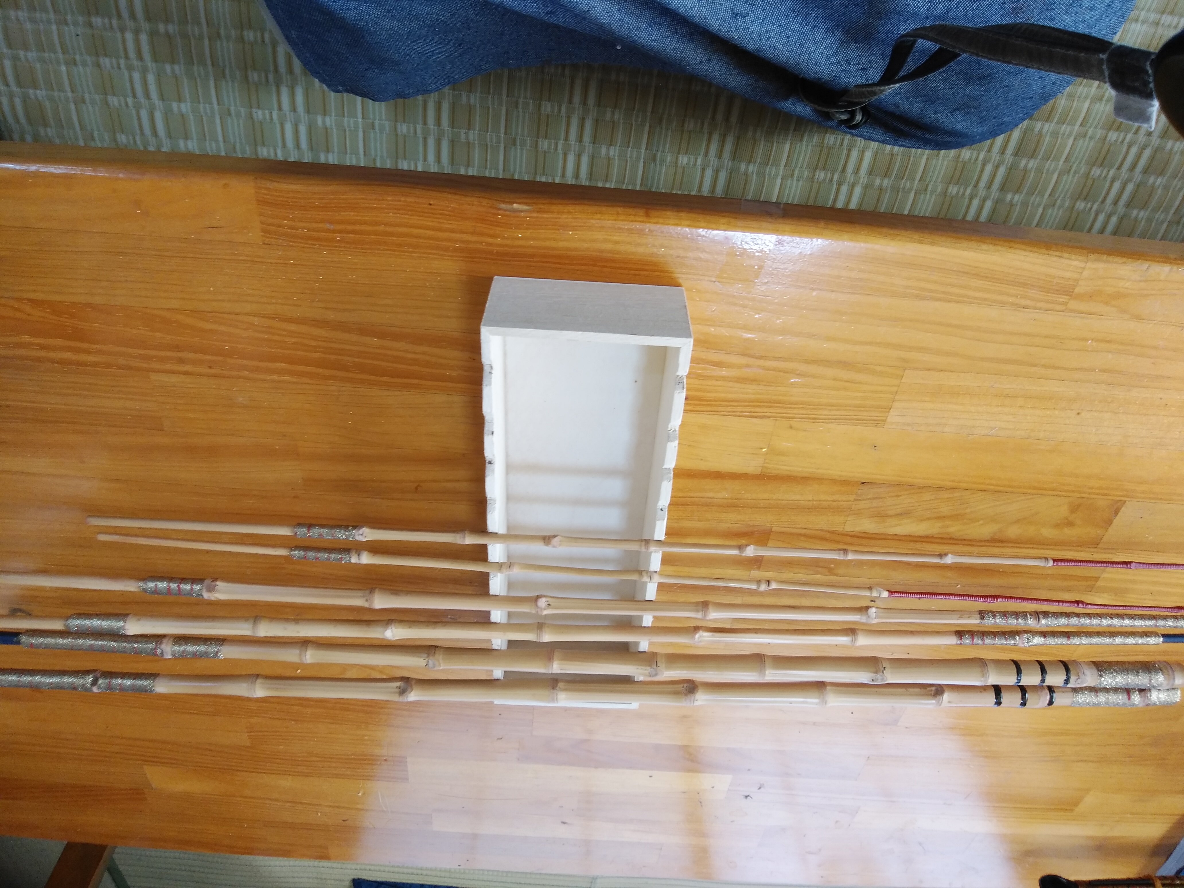 ハゼ竿8尺布袋竹3本印籠継ぎ作っています。 | 初心者のための和竿製作