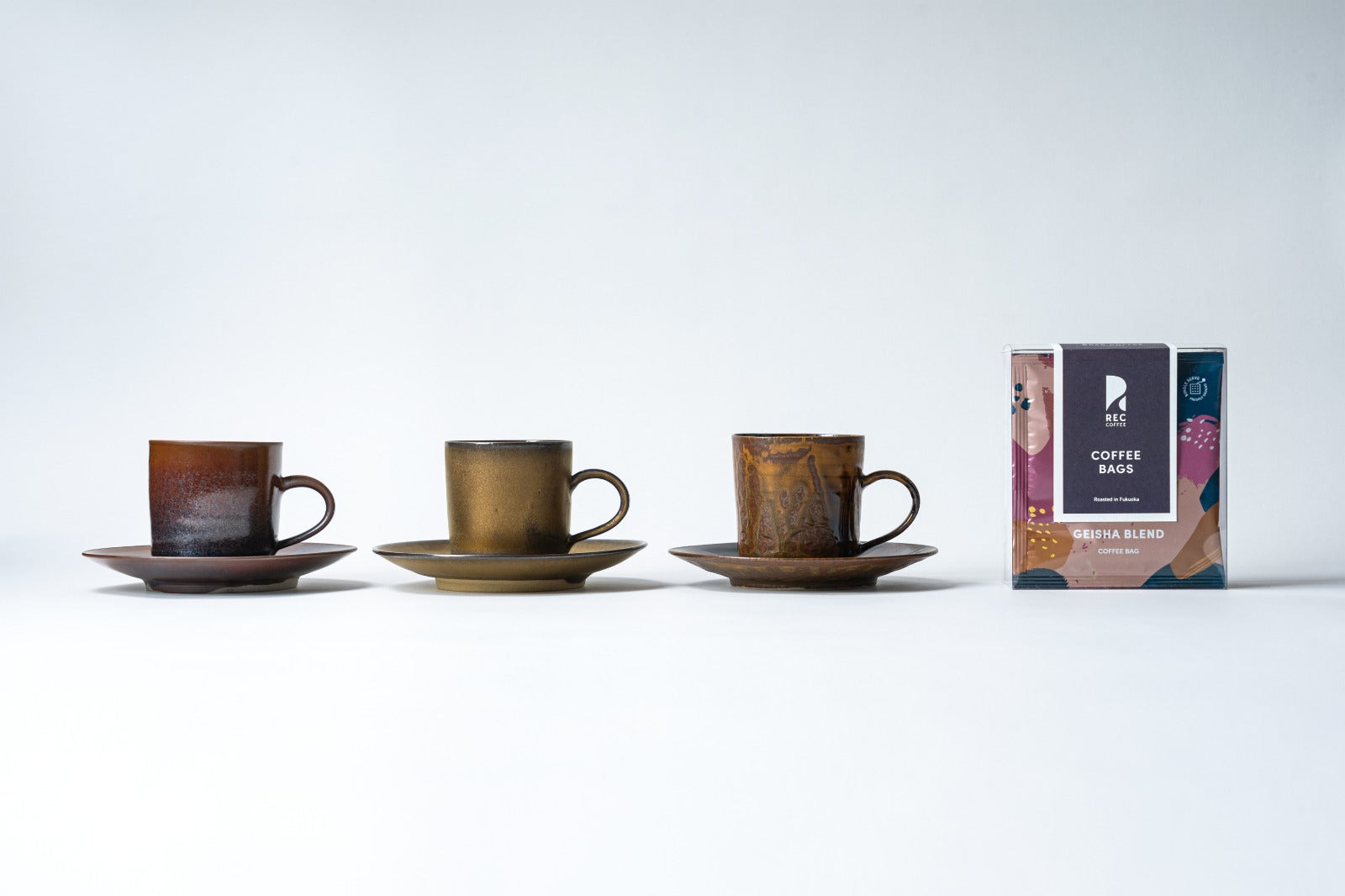 420年の歴史をもつ「高取焼宗家」とのコラボレーション – REC COFFEE