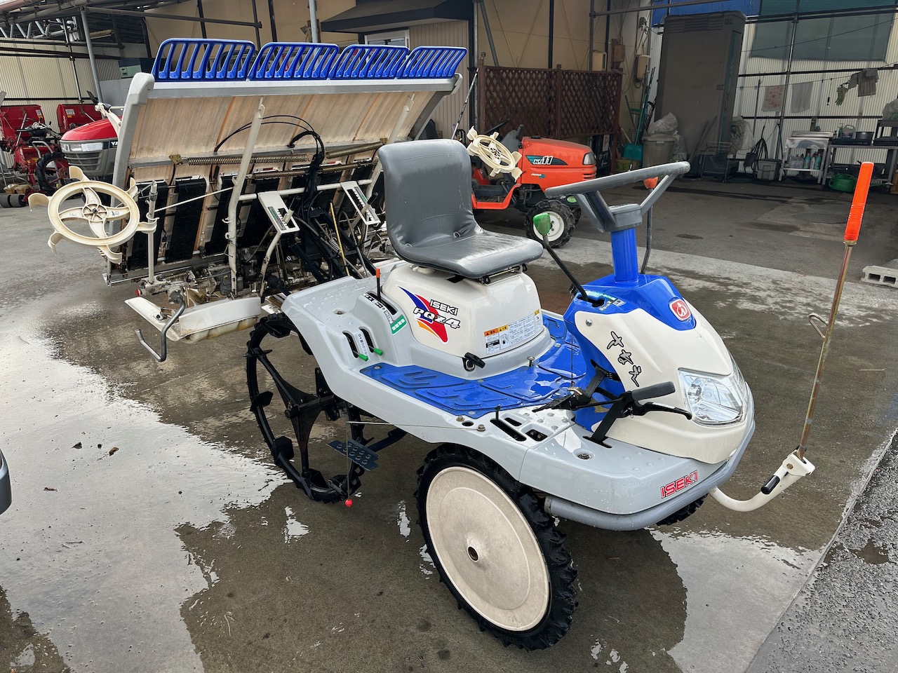 中古 乗用田植機】イセキ PQZ4 ロータリー式 4条植え | 静岡県藤枝市の