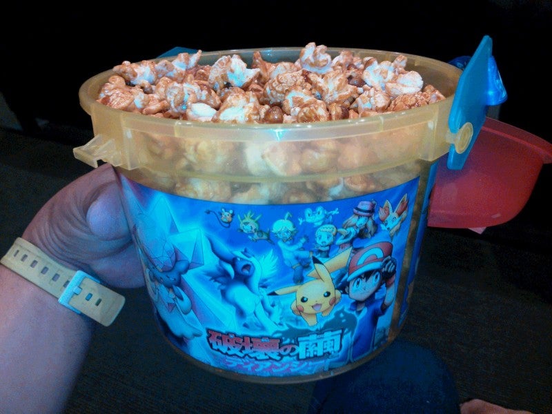 映画館でポケモンポップコーンコンボセット | ハイ！カビゴン