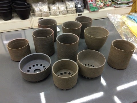 本物志向 植木鉢入荷 | 鶴仙園 Official Blog