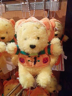 プーさんのぬいぐるみバッジ ディズニーハロウィーン2015グッズ | 東京