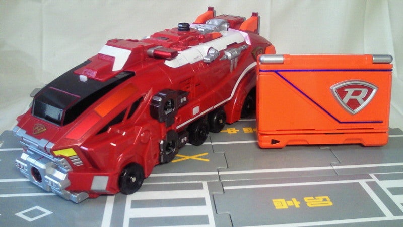 DXレスキューストライカー＆レスキューコマンダーセット（前編