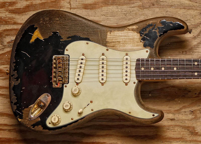 夏休みの自由研究その1～ストラトをレリック加工 | UNICORN GUITARS