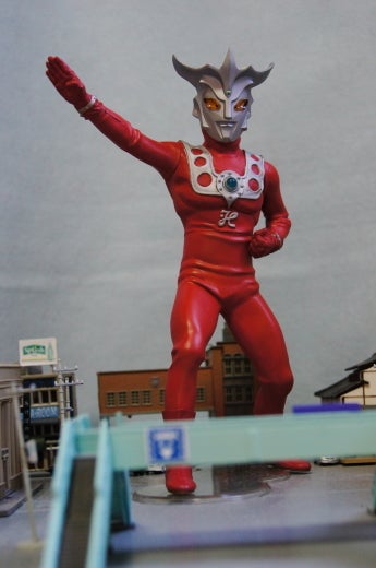 エクスプラス 大怪獣シリーズ ウルトラマンレオ | 護自羅の怪景館