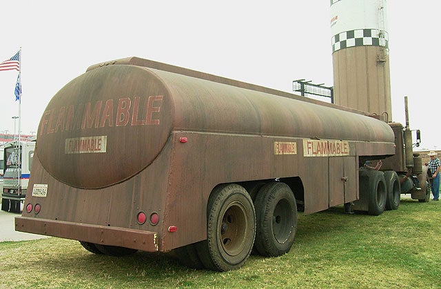 激突／「Duel」とピータービルト281T | 乗り物ライター矢吹明紀の好き