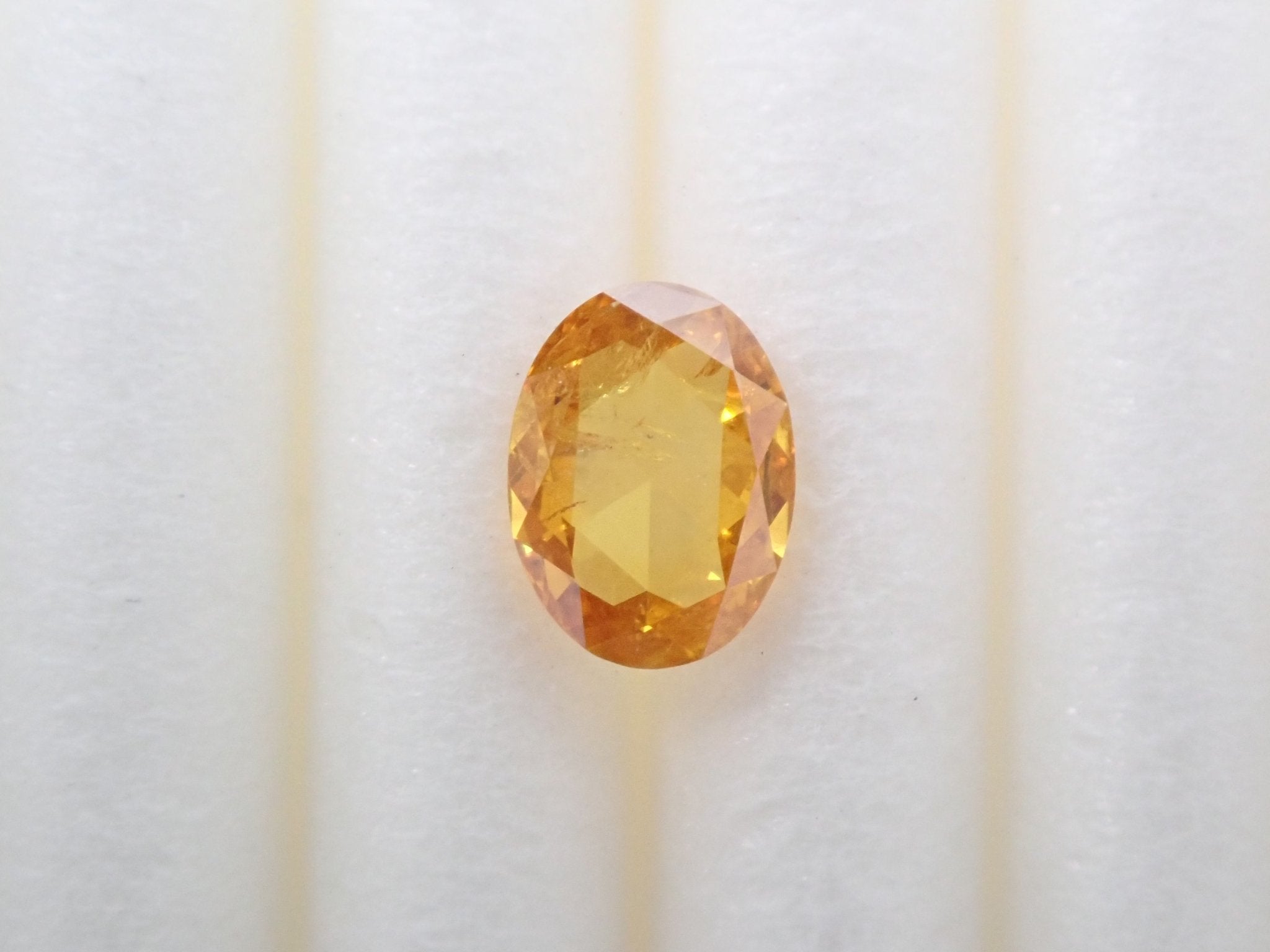 イエローダイヤモンド 0.201ctルース（ローズカット）