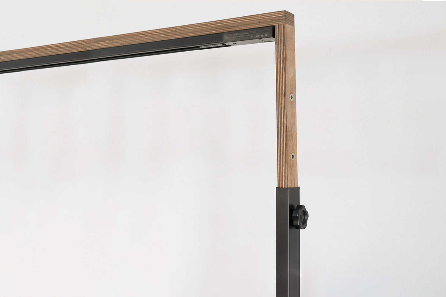 ボタニカルラック用ダクトレール | アイアン家具通販 SULK