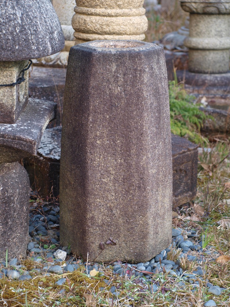 六角立水鉢の製品案内愛知県岡崎市の石灯篭・水鉢蹲など石材製品の製造