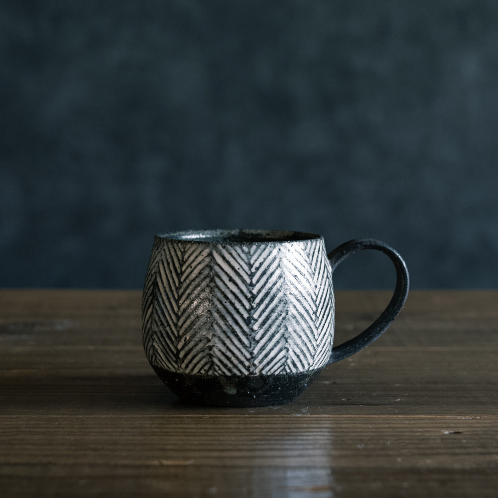 ヘリンボーンマグカップ｜池田大介 – sui.