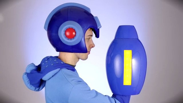 あの興奮をもう一度！コレクター必見のロックマンなりきりヘルメット