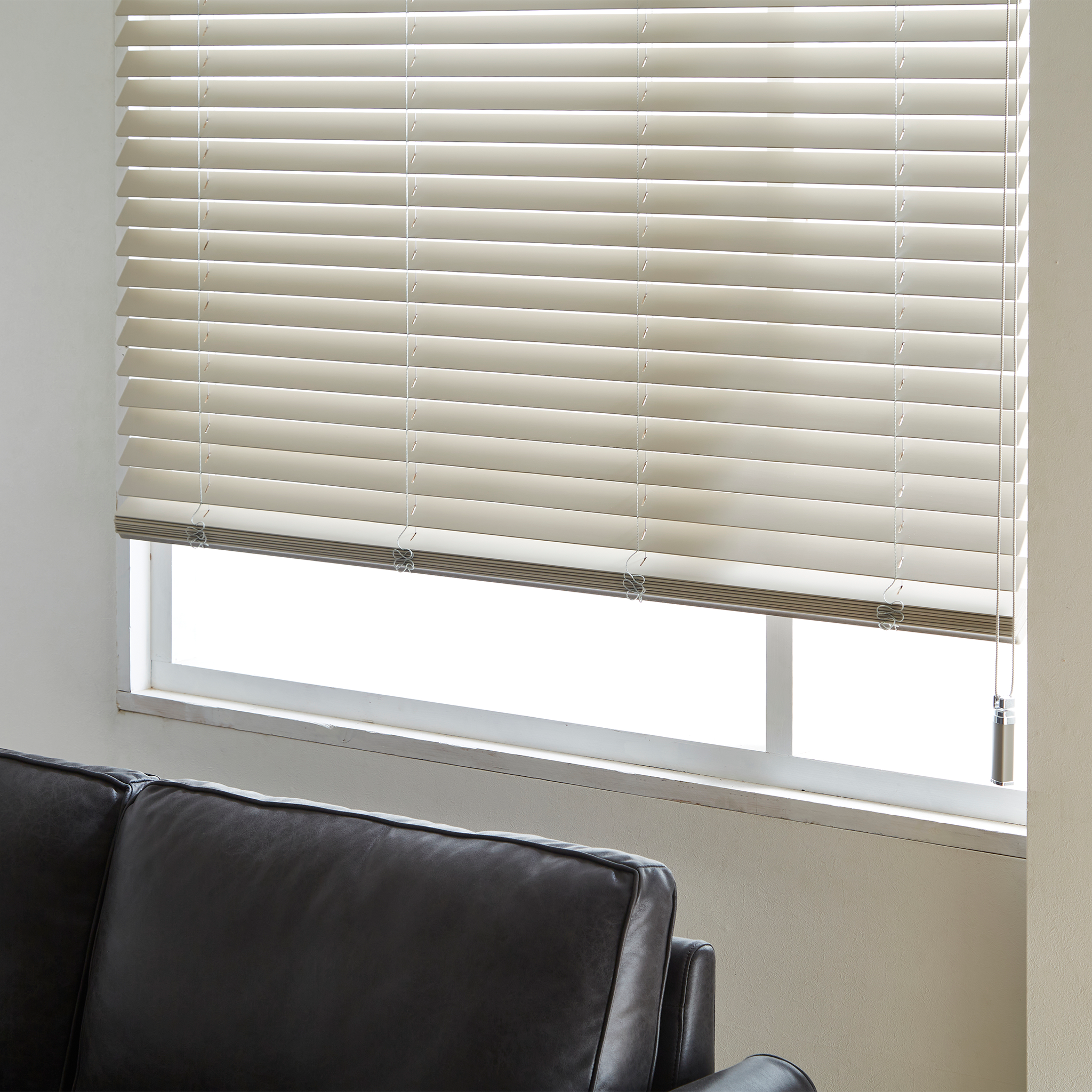 ウッドブラインド ライトグレー（K-36）/ MADOROMI – 【セキカグ