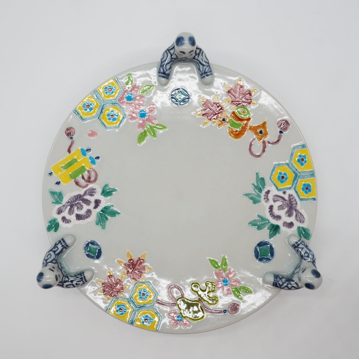 京焼・清水焼 武内裕（秀峰窯）三閑人交趾宝草花5.5寸皿 – SEIKADO