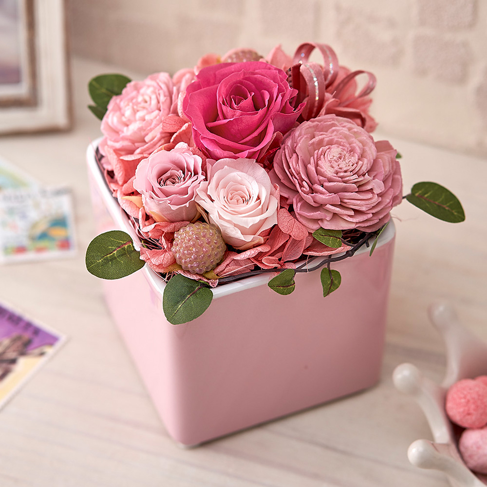 プリザーブド&アーティフィシャルアレンジメント「フラワーキューブ