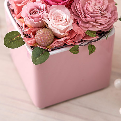 プリザーブド&アーティフィシャルアレンジメント「フラワーキューブ